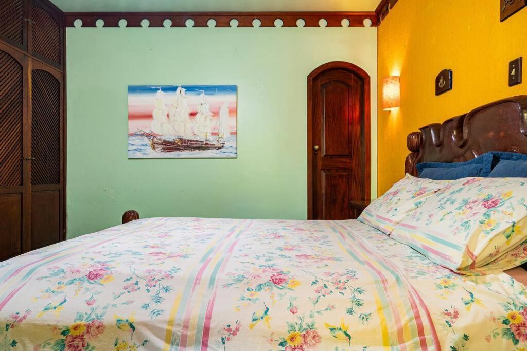 Suites Casa Verde Арраял-ду-Кабу Экстерьер фото